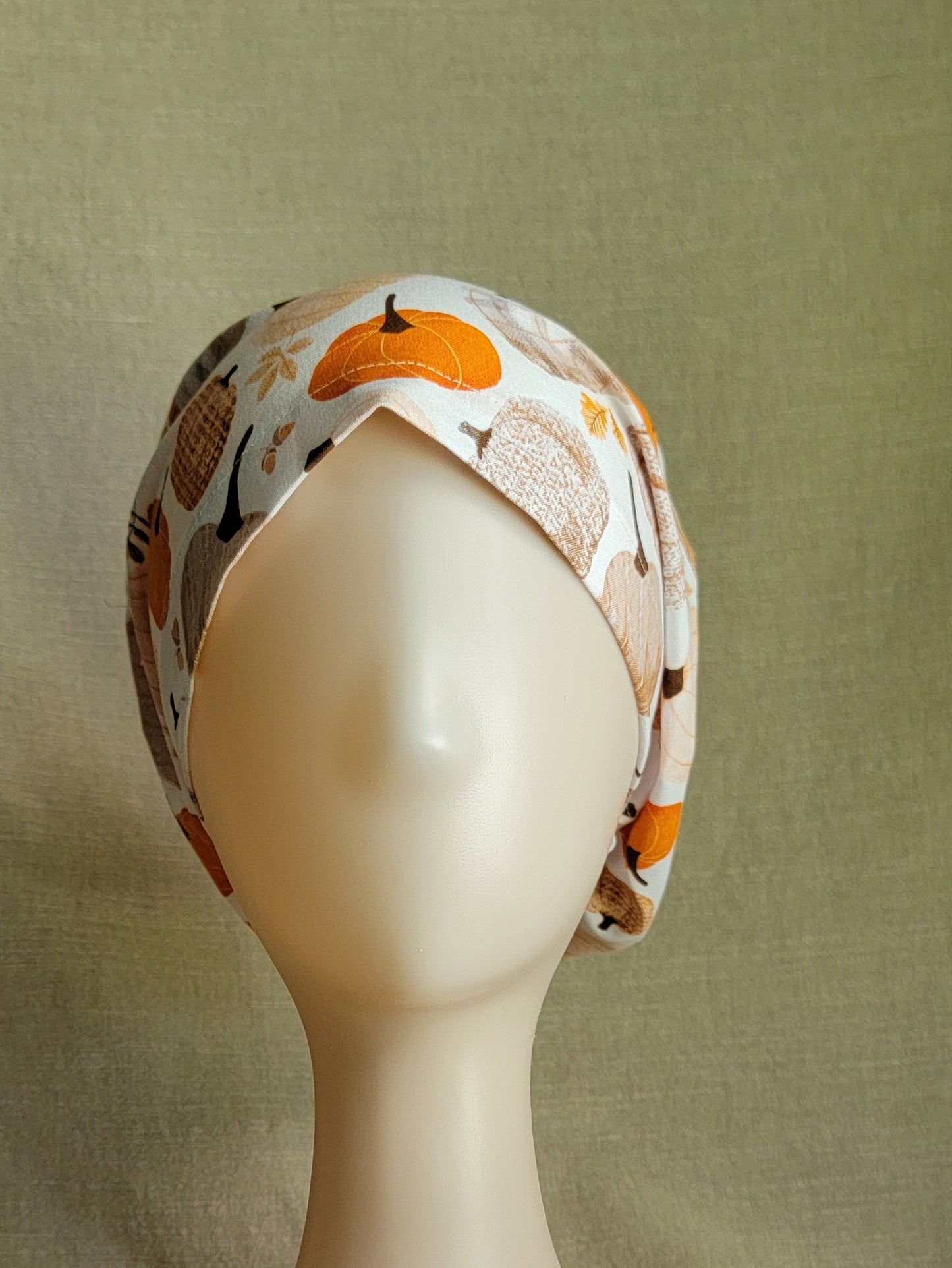Scrub Cap - White/Pumpkins