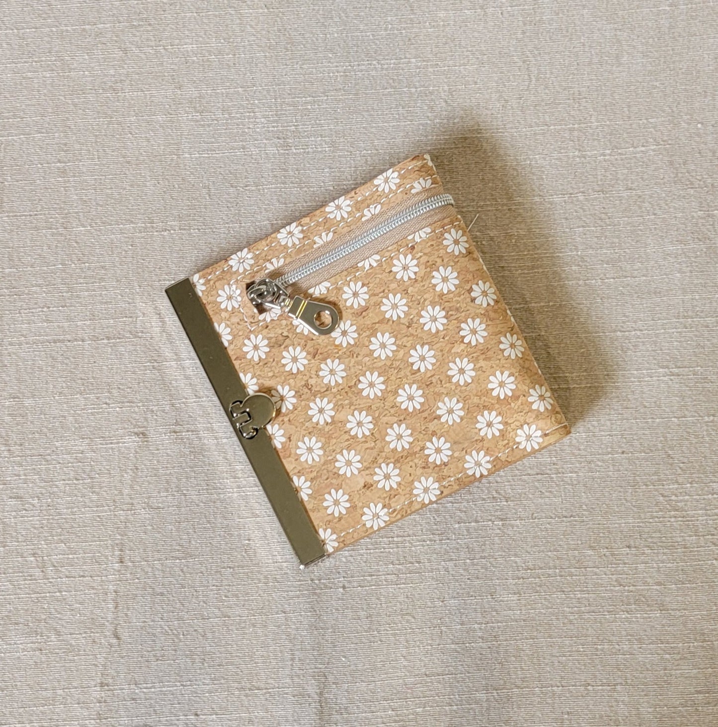 Cork Wallet - Daisies