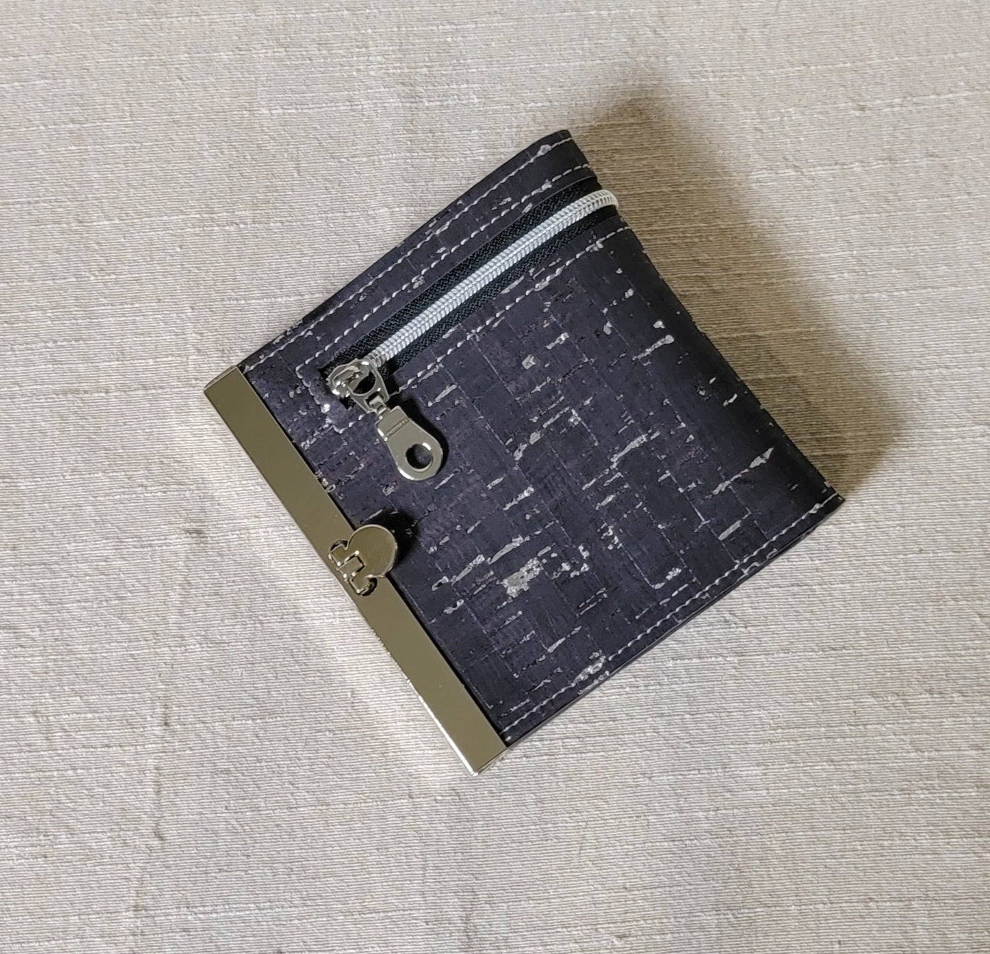 Cork Wallet - Black/Silver