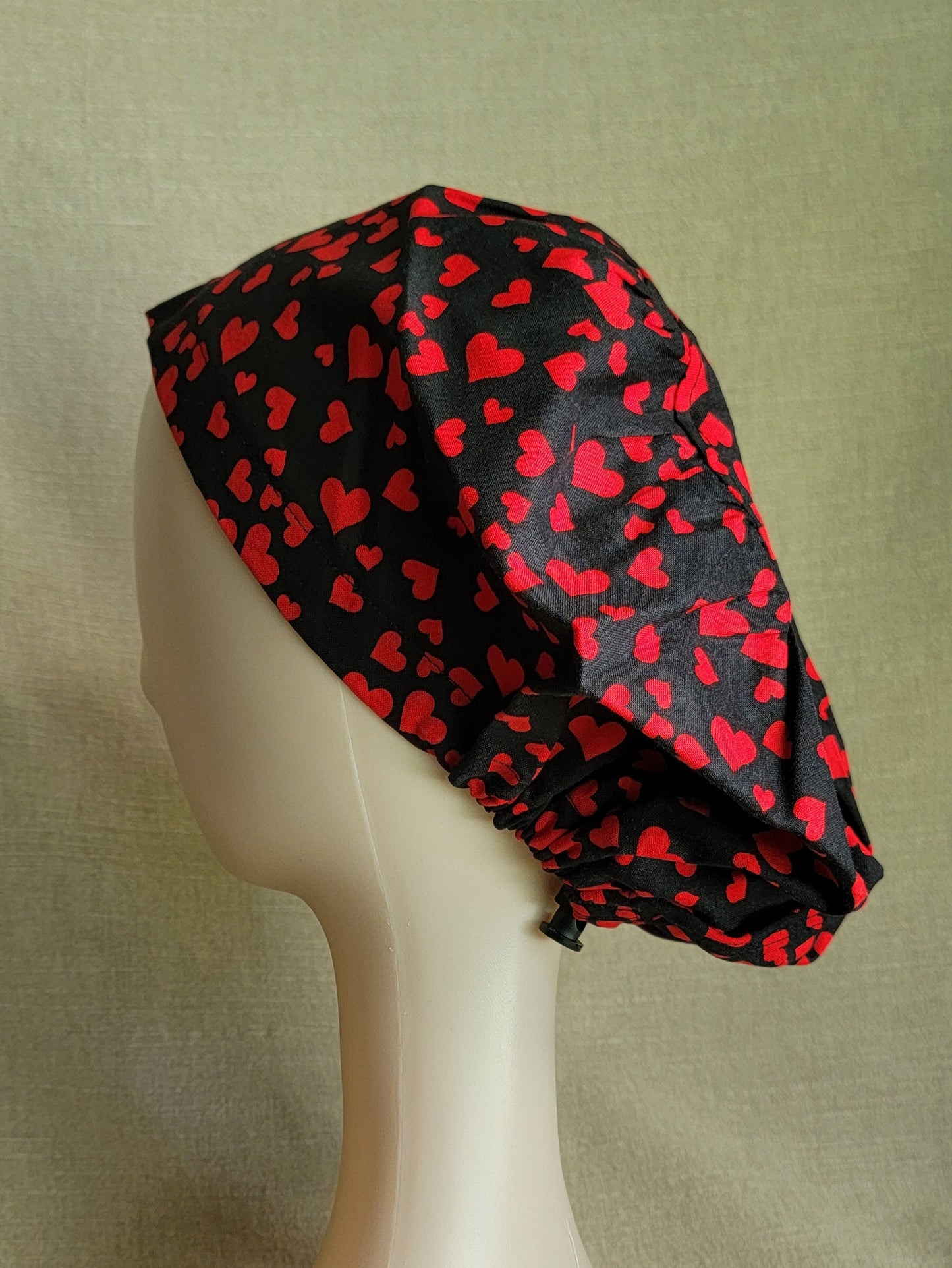 Scrub Cap - Red Hearts/Black