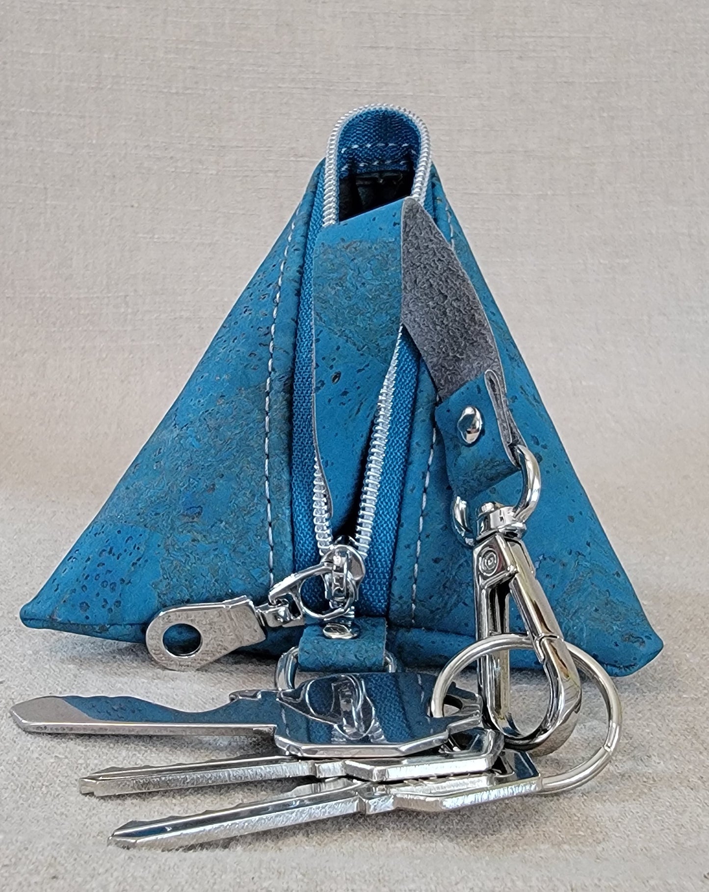 Pyramid Cork Key Keeper - Tahiti Blue