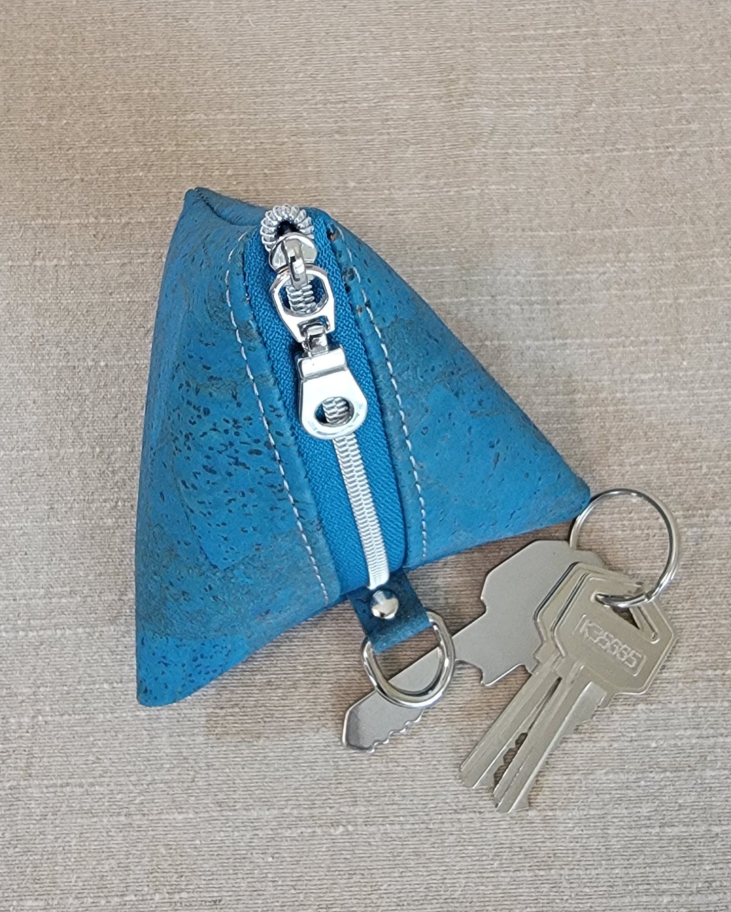 Pyramid Cork Key Keeper - Tahiti Blue