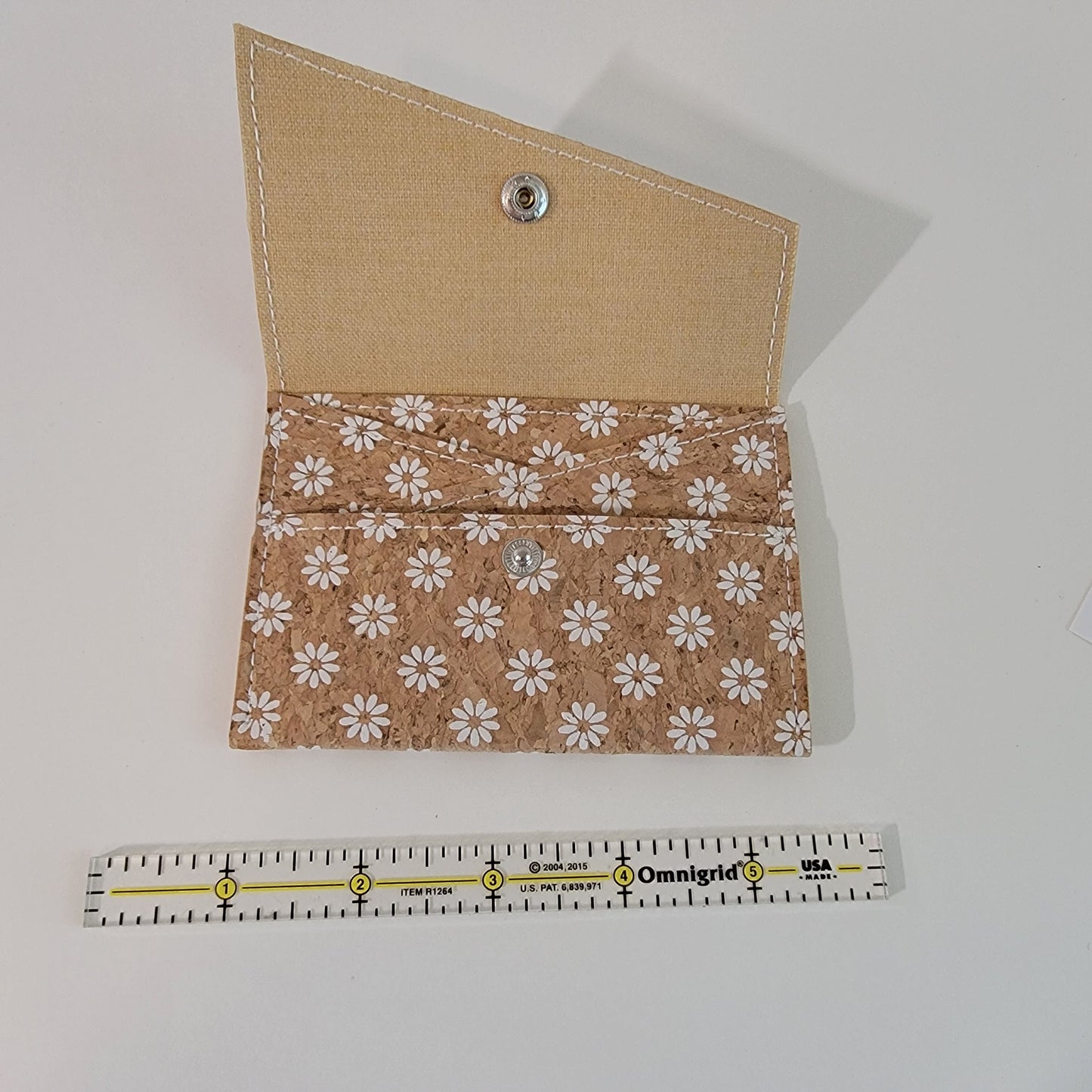 Slim Snap Card Wallet - Daisies